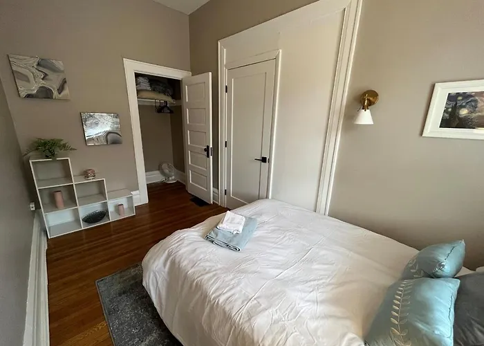2 Bedroom Totally Renovated And Chic Apartamento *