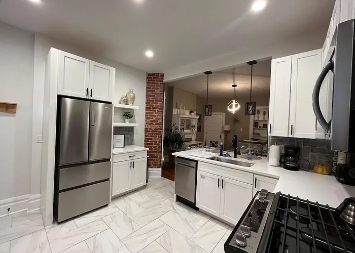 2 Bedroom Totally Renovated And Chic Apartamento *